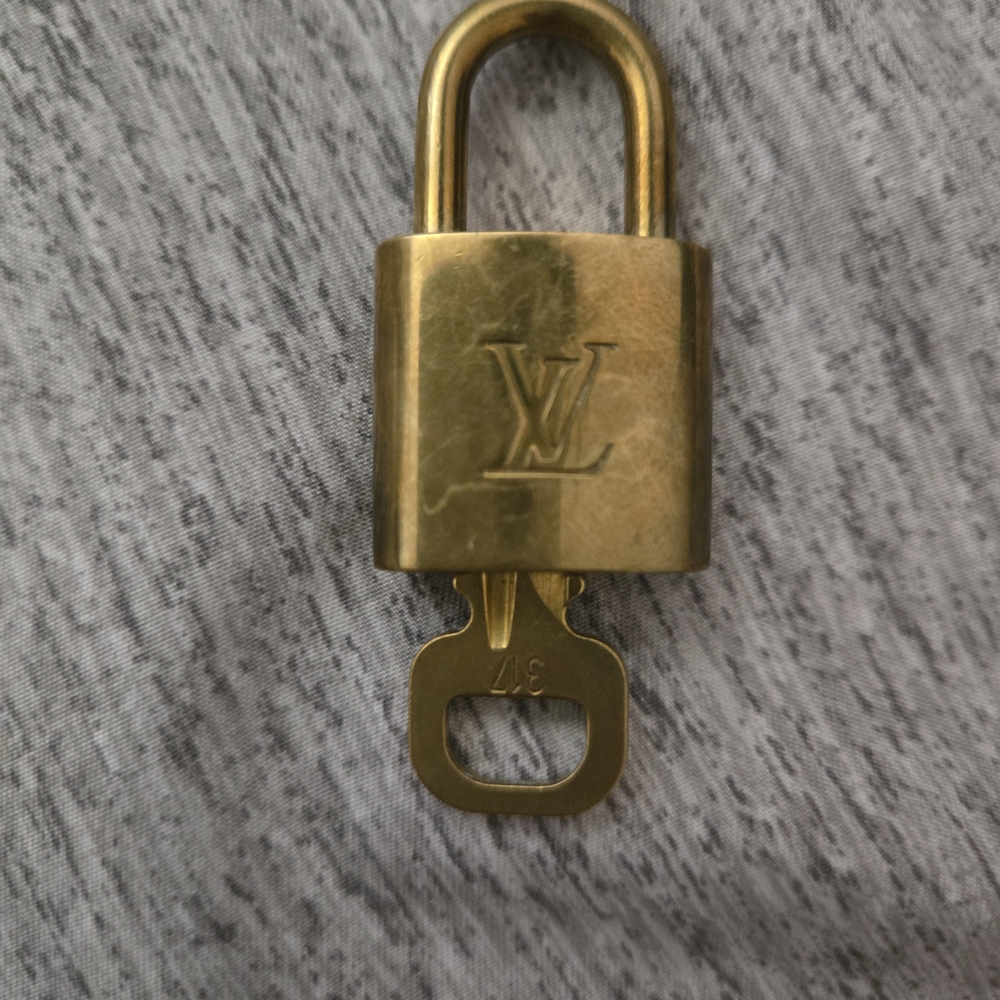 Louis Vuitton Lock And Key #317